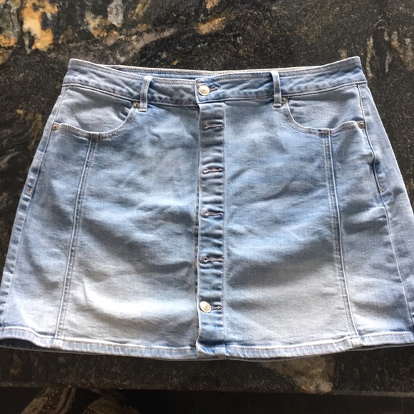 American Eagle Outfitters Dresses & Skirts - American Eagle jean skirt